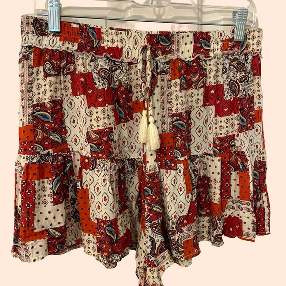 Aakaa Pants - High Waist Summer Breezy Shorts with Tassels